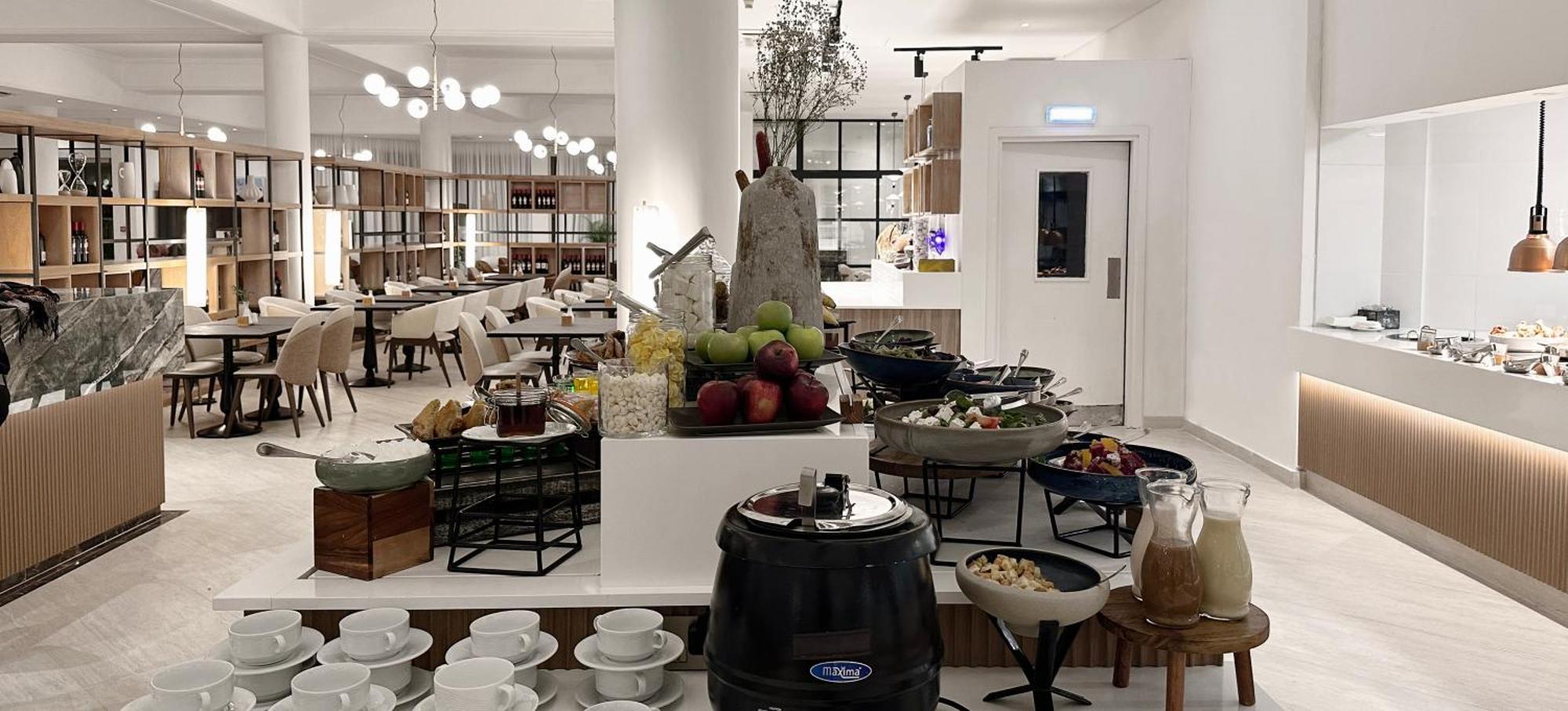 Hotel King Jason - Designed For Adults By Louis Paphos